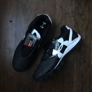 Women’s Softball Cleats